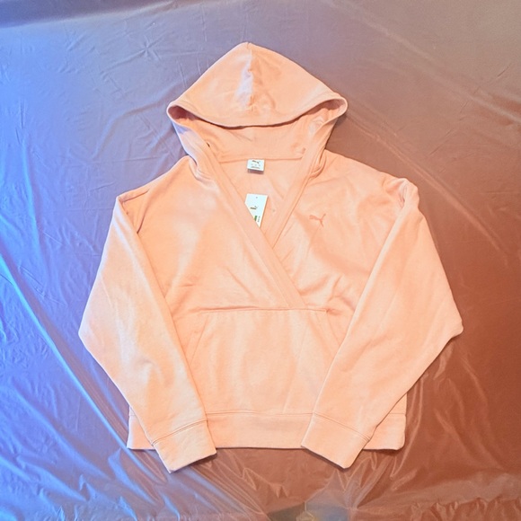 NWT Puma Women's Pink Hoodie Size Large - Picture 2 of 9